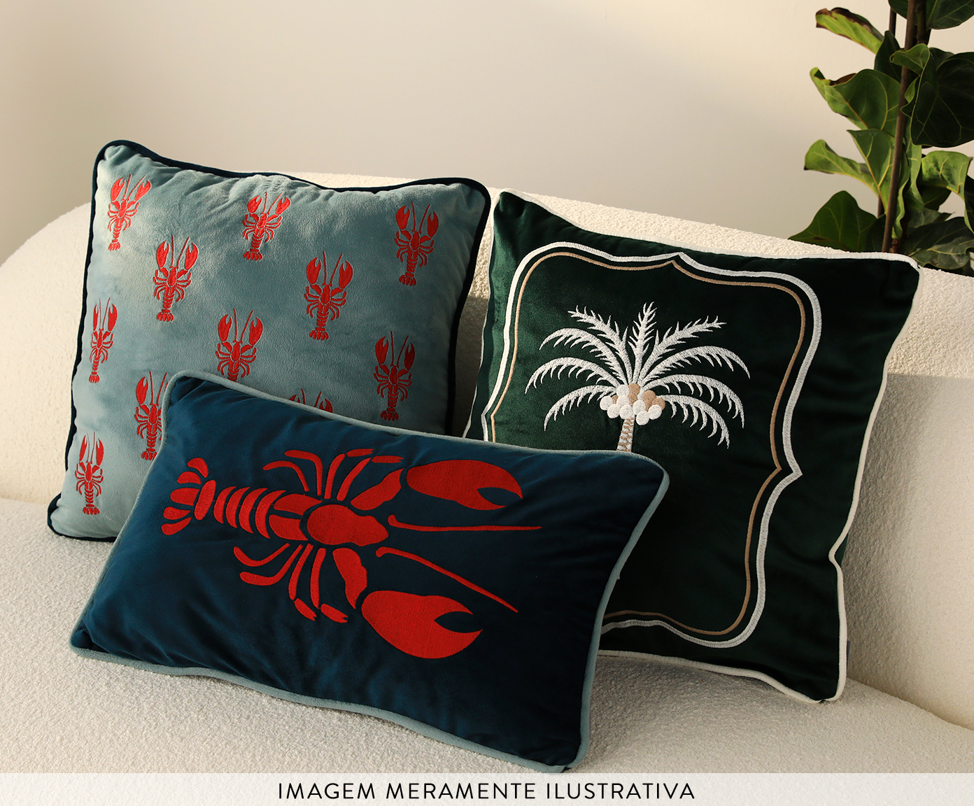 Capa de Almofada Bordada com Cordon&ecirc; Lagostim Azul Marinho - image 1
