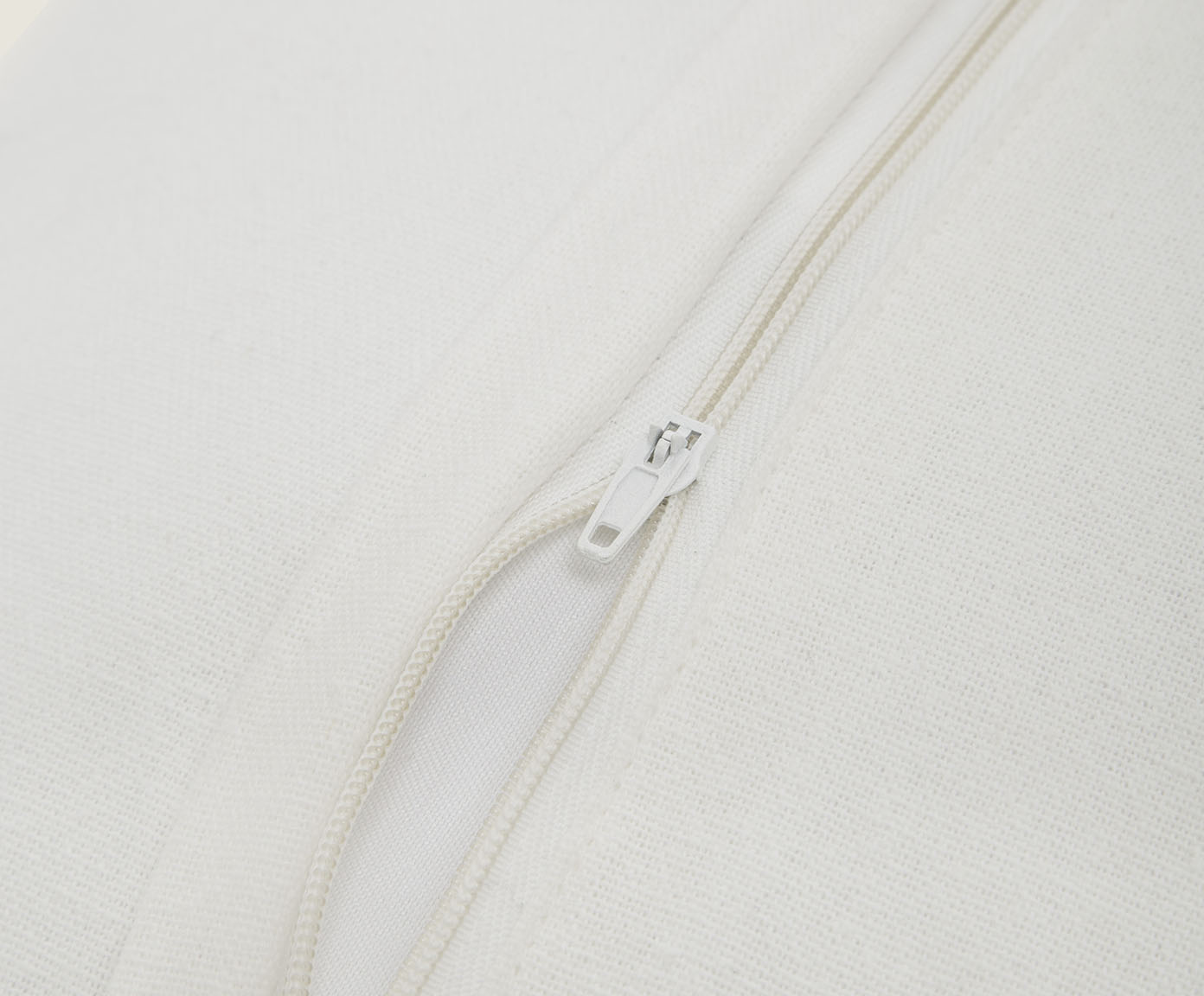 Capa de Almofada Algod&atilde;o Ondas Tufting Off-White image number 4