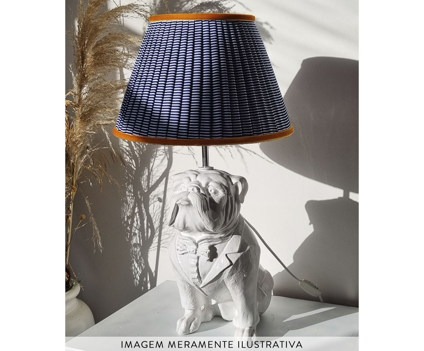 Base Lumin&aacute;ria Cachorro Bulldog Ingl&ecirc;s Adriano Branco - image 1