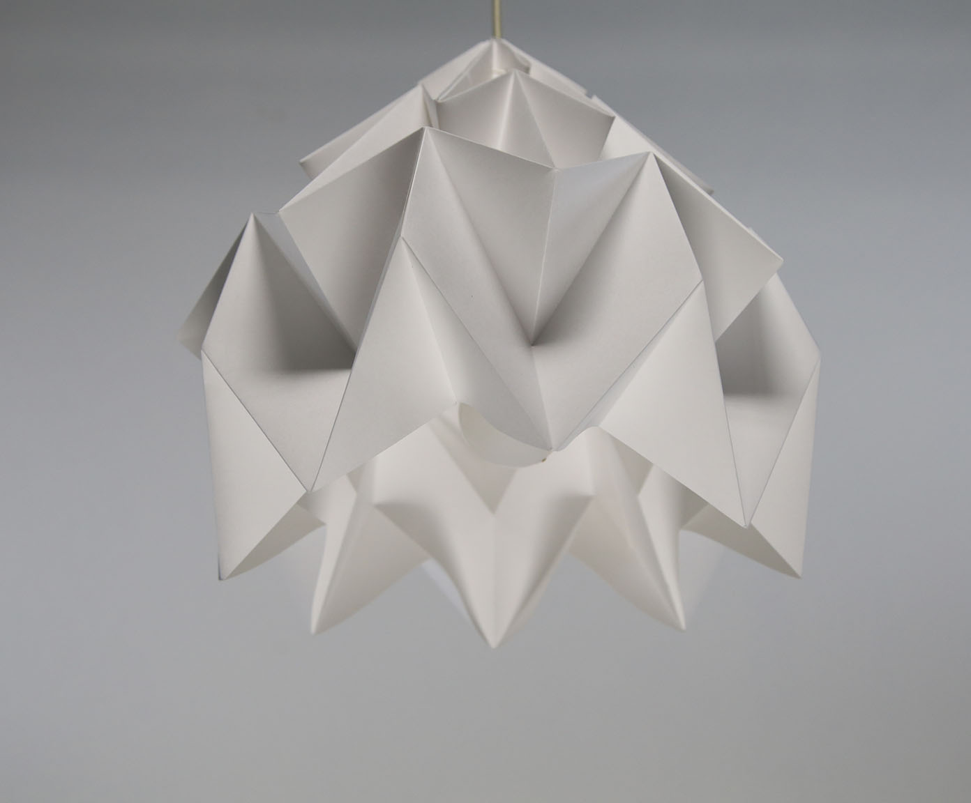 Lumin&aacute;ria Origami Gaia Branco - image 1
