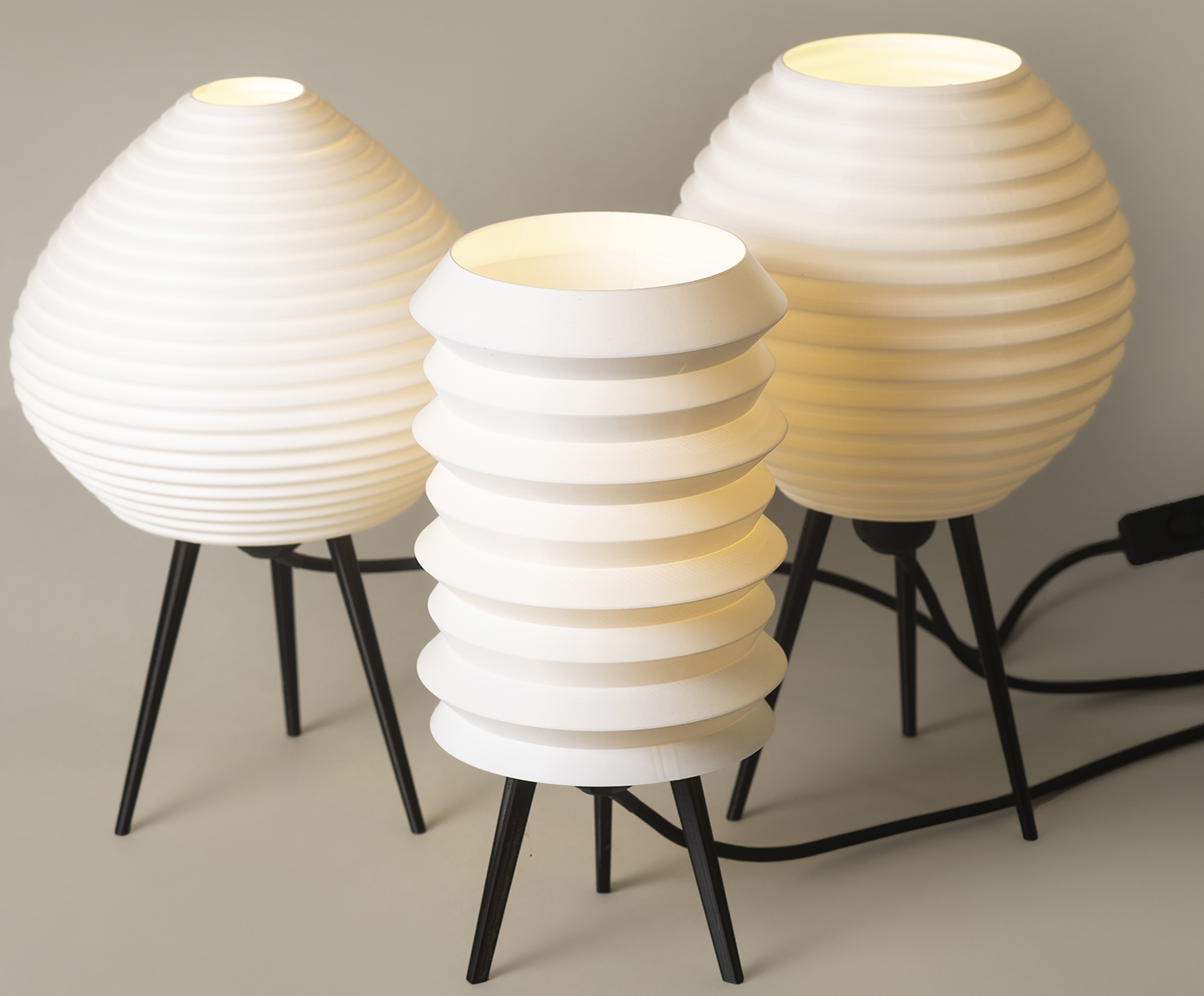 Conjunto de Luminarias Japonesas Bivolt - Base Preta - image 1