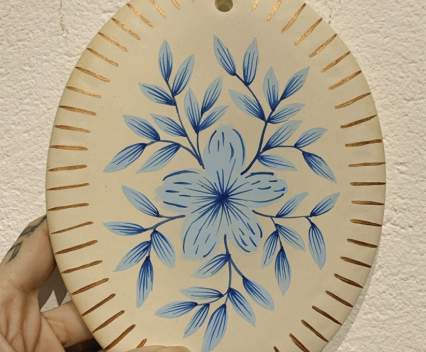 Plaquinha de Parede Floral Azul Claro - image 1