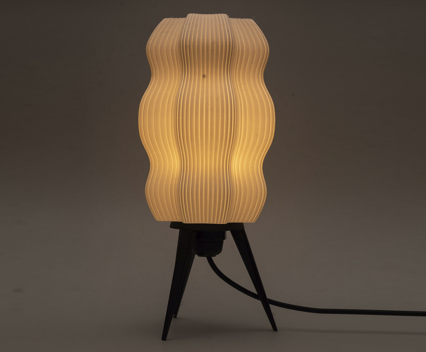 Lumin&aacute;ria Velvet Branca Bivolt image number 3