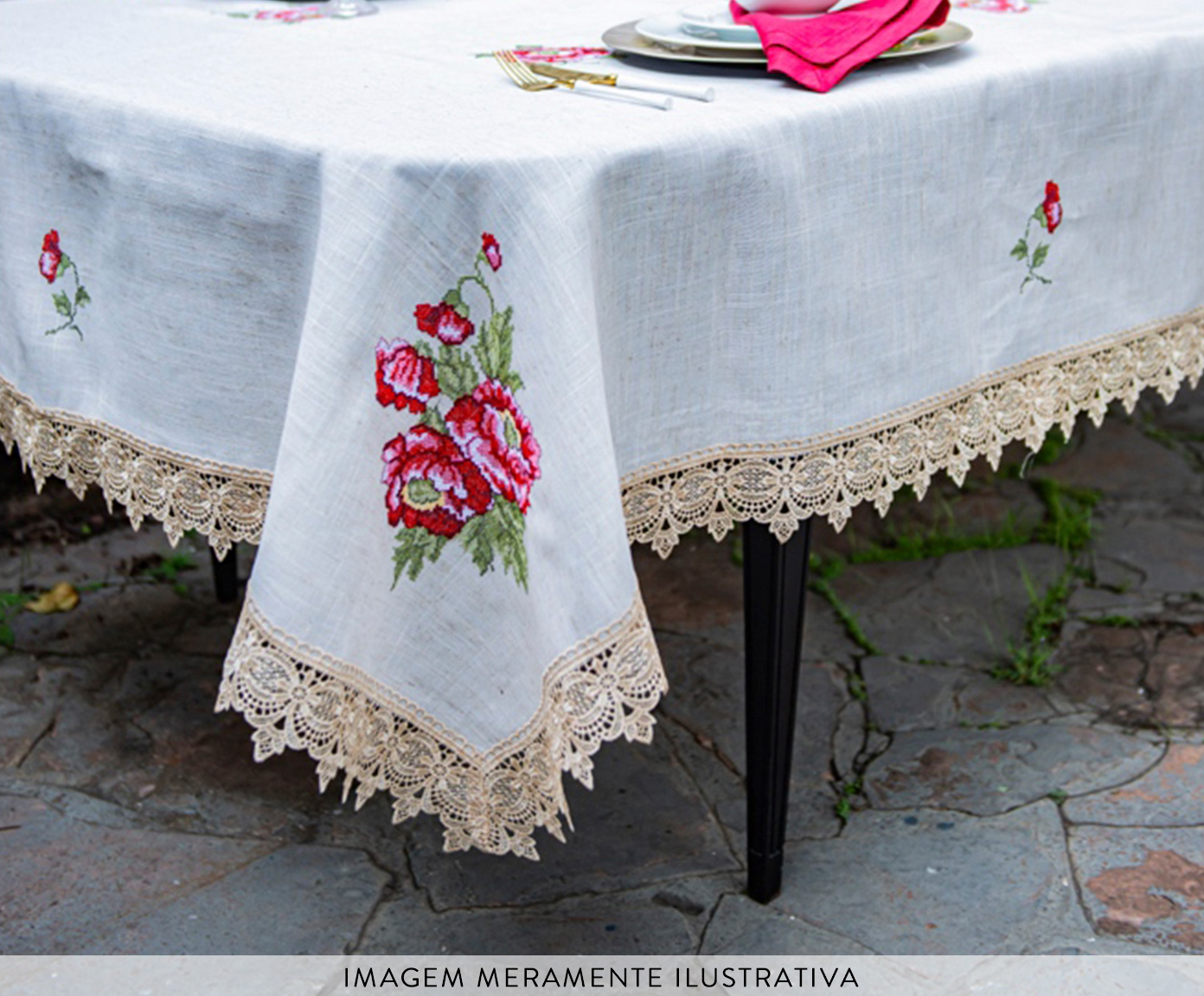 Toalha de Mesa com Renda Guipir Bege - image 1