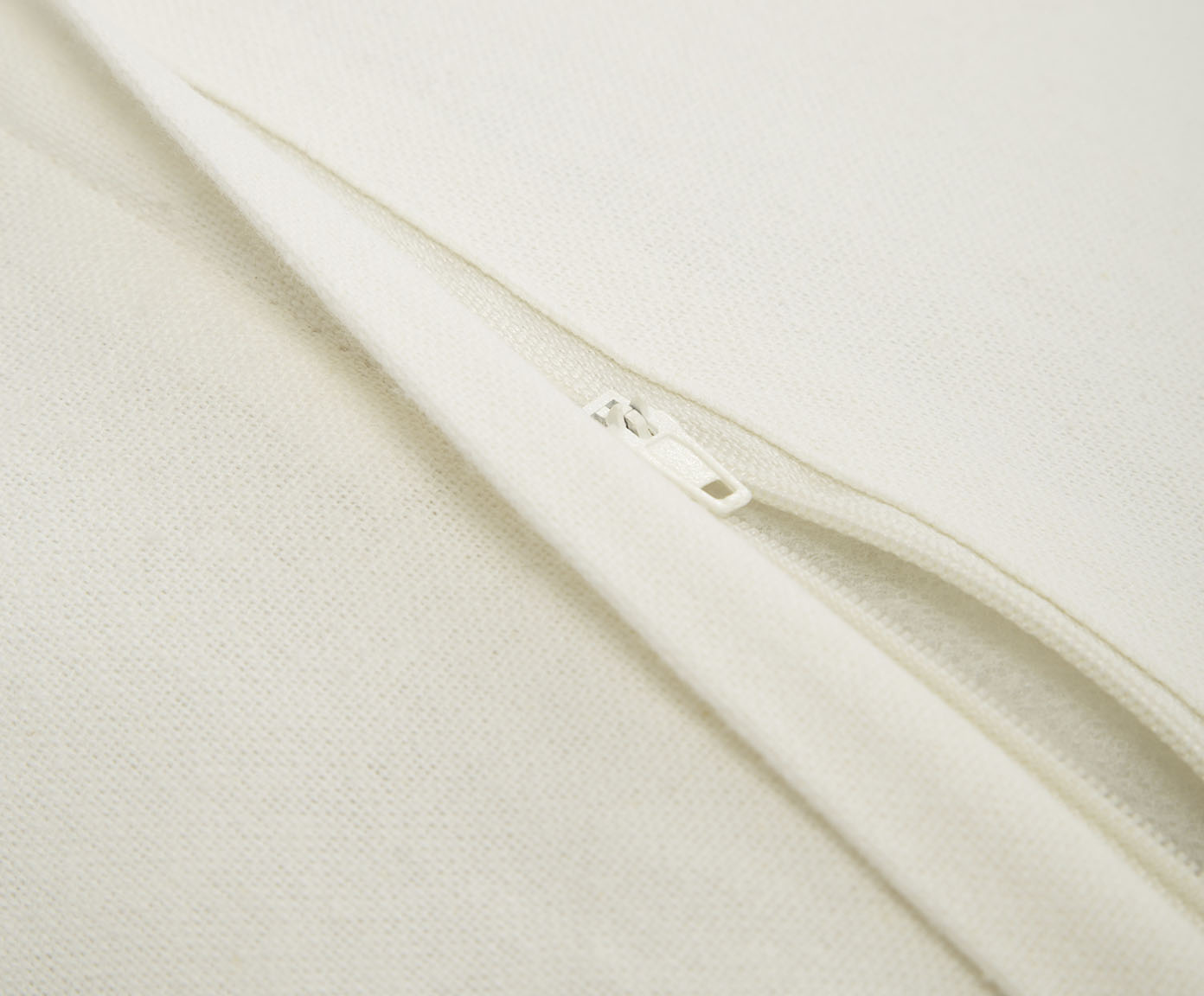 Capa de Almofada Algod&atilde;o Rainbow Tufting Off-White image number 4