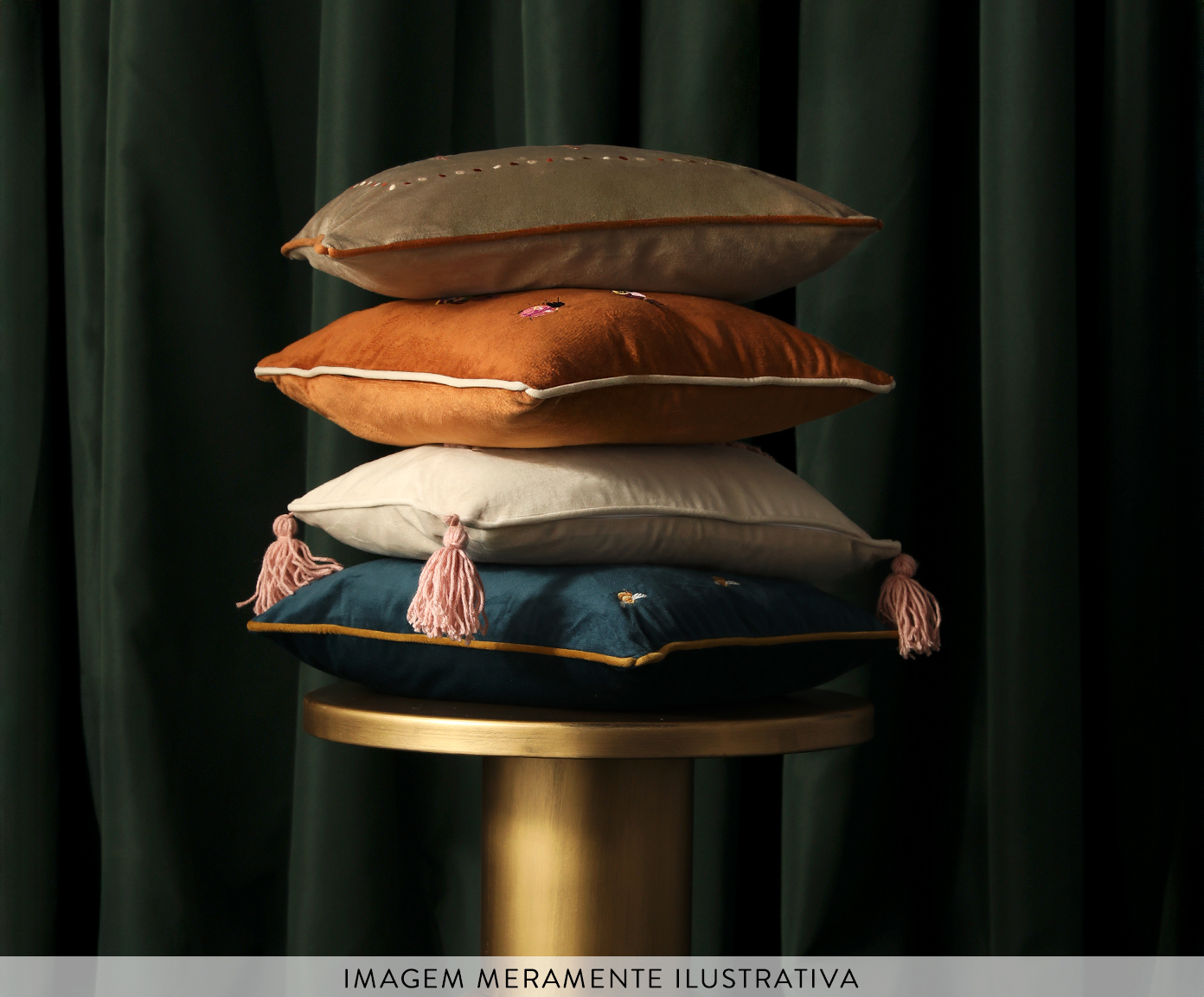Capa de Almofada Bordada com Tassels Carinho Azul - image 1
