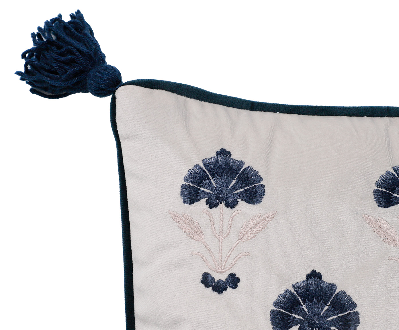 Capa de Almofada Bordada com Tassels Bali Off-White image number 5