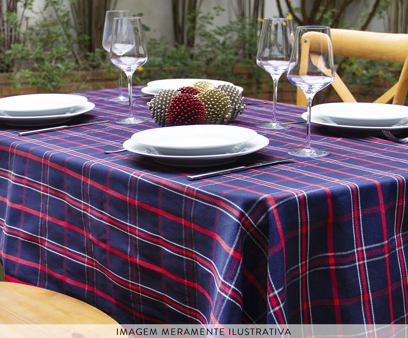 Toalha de Mesa Xadrez Azul e Vermelho image number 2
